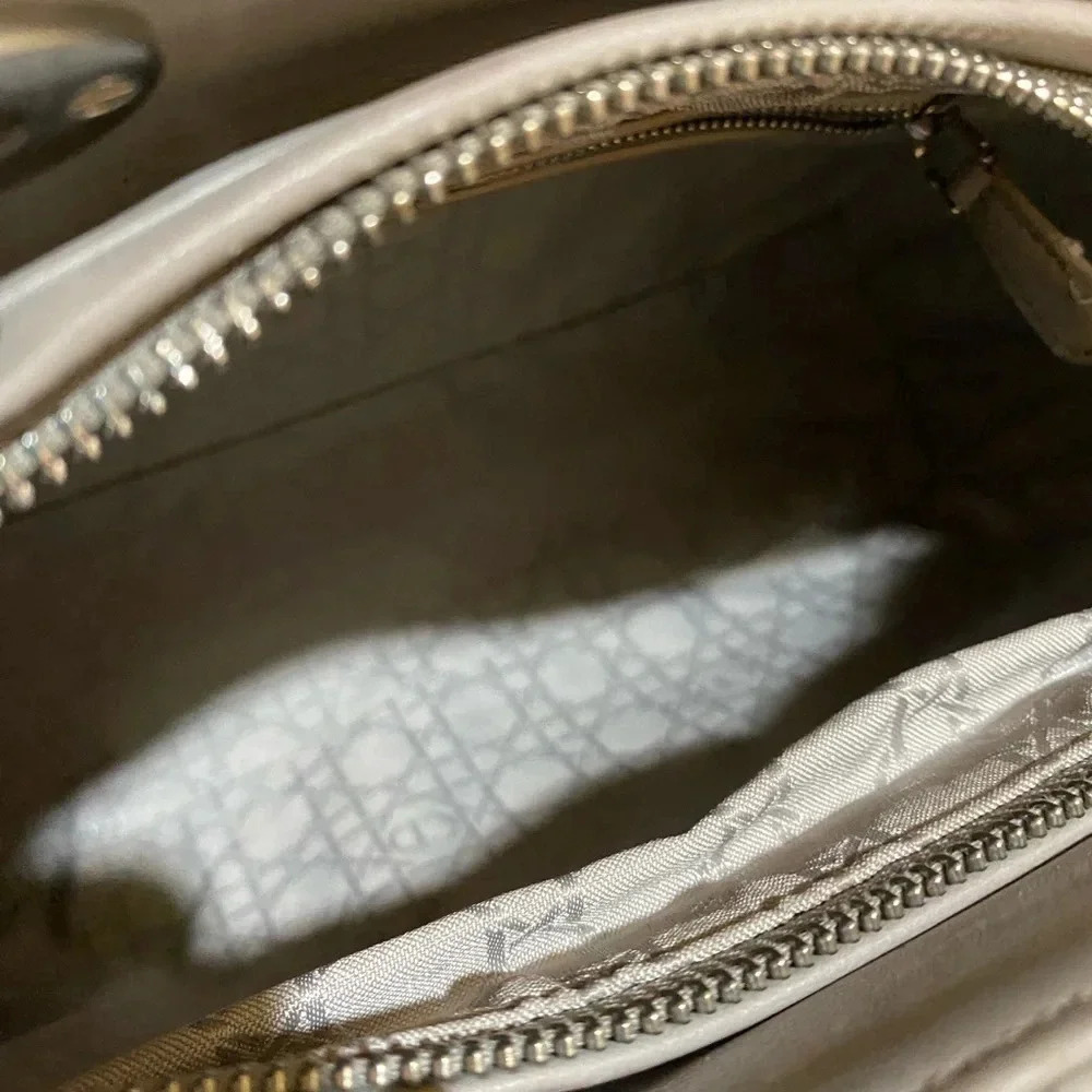 Christian Dior gray quilted leather cannage handbag - Picture 5 of 11